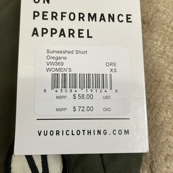 Vuori Sunwashed Shorts in Oregano NWT - Picture 4 of 4